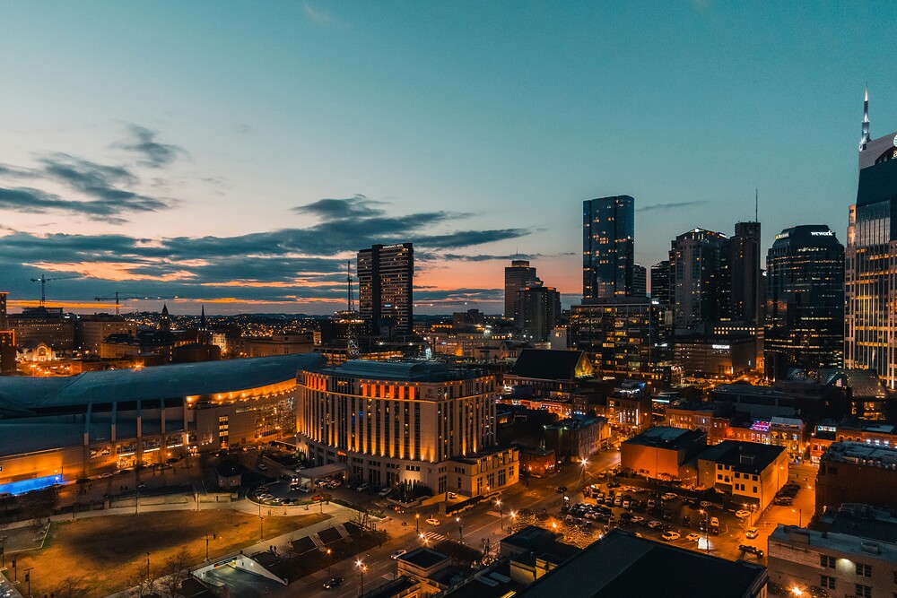 Brocnbells coming to Nashville